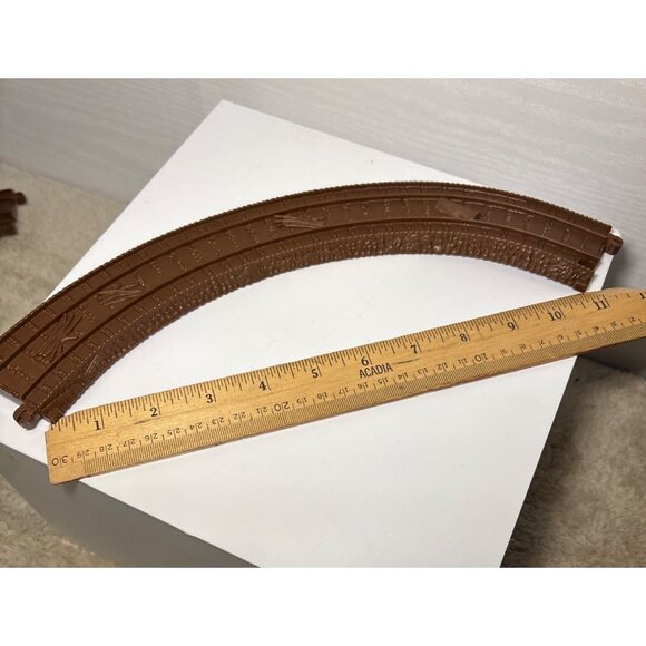 Thomas & Friends Zip Zoom Logging Curved Track Piece #13 R9664 Brown Mattel - Picture 3 of 4